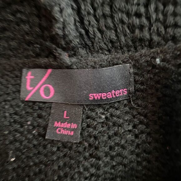 T/O Short Sleeve Cowl Neck Sweater - Picture 5 of 7